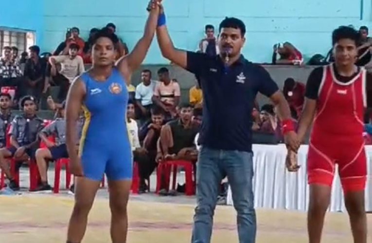 अर्पिता सरोज ने जिला स्तरीय कुश्ती प्रतियोगिता में प्राप्त किया पहला स्थान