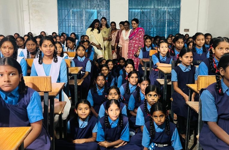 माँ बाप के सपनों को साकार करें: नीरू बिष्ट
