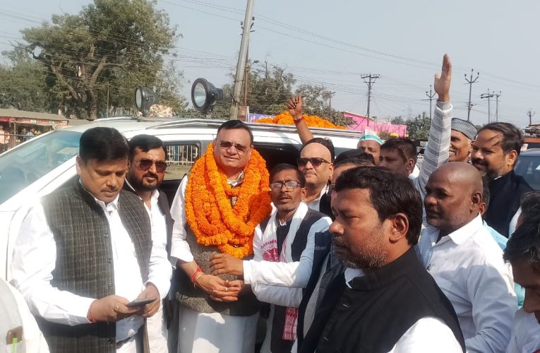 उत्तर प्रदेश प्रभारी और प्रदेश अध्यक्ष का कांग्रेसियों ने किया स्वागत
