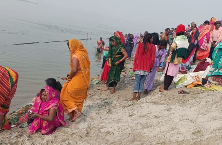 माघ अमावस्या पर्व पर श्रद्धालुओं ने आस्था के संगम में लगाई डुबकी