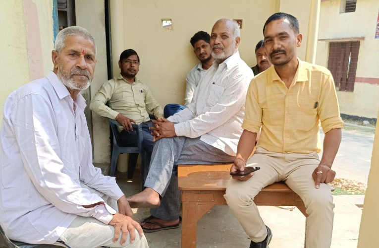 शिविर लगाकर कराई गई फॉर्मर रजिस्ट्री।