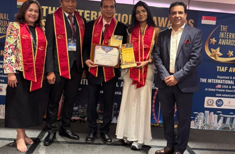 सत्यप्रकाश तिवारी को ग्लोबल पीनैकल अवार्ड से किया गया समान्नित