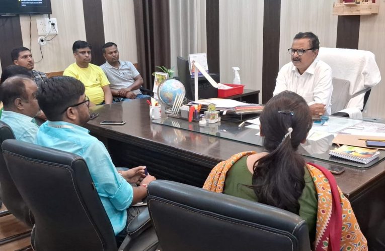 ठोस कार्ययोजना बना कर हर पात्र का बनाएं आयुष्मान कार्ड, दिलाएं योजना का लाभ