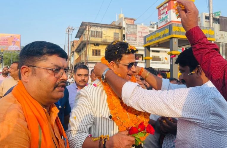 “संसद रत्न पुरस्कार” प्राप्त करने के बाद प्रथम आगमन पर सांसद का भव्य स्वागत