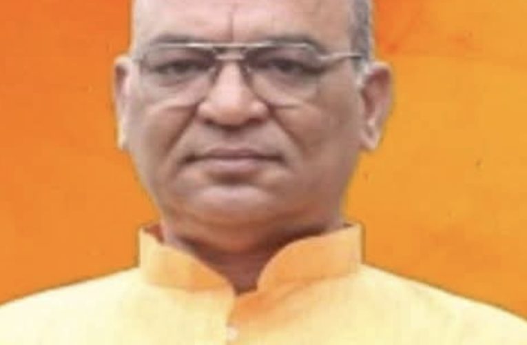 भाजपा गोरखपुर महानगर अध्यक्ष देवेश श्रीवास्तव का हृदयगति रुकने से निधन