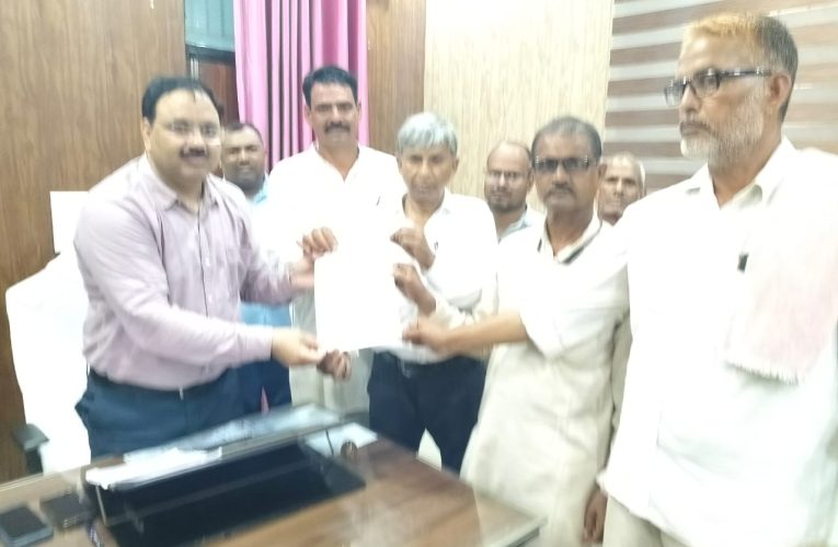 प्राइमरी स्कूलों का मर्जर, मदरसो का ध्वस्तिकरण के खिलाफ भाकपा माले ने सौंपा ज्ञापन
