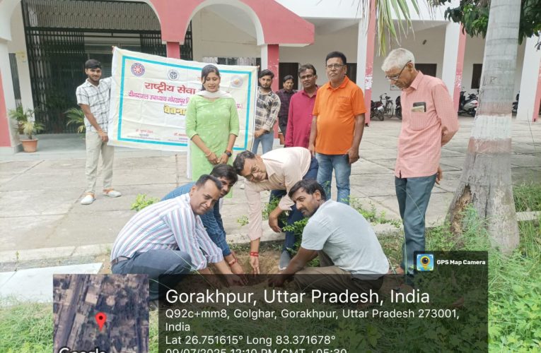 वृक्षारोपण एक पेड़ माँ के नाम