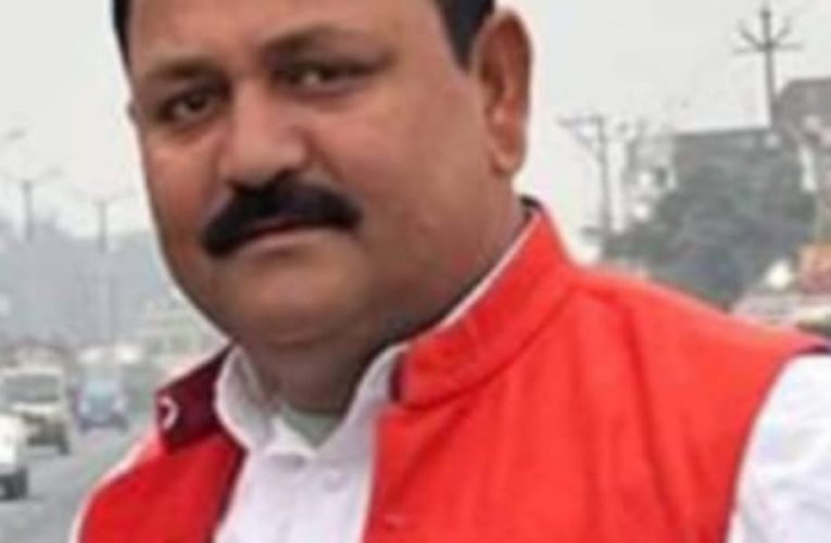 वार्ड 29 के प्रत्याशी कुलभूषण उर्फ दीपक पाण्डेय ने हर घर तिरंगा लगाने की जनता से की अपील
