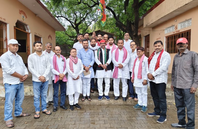सपा की जोन सेक्टर बूथ की बैठक हुई संपन्न