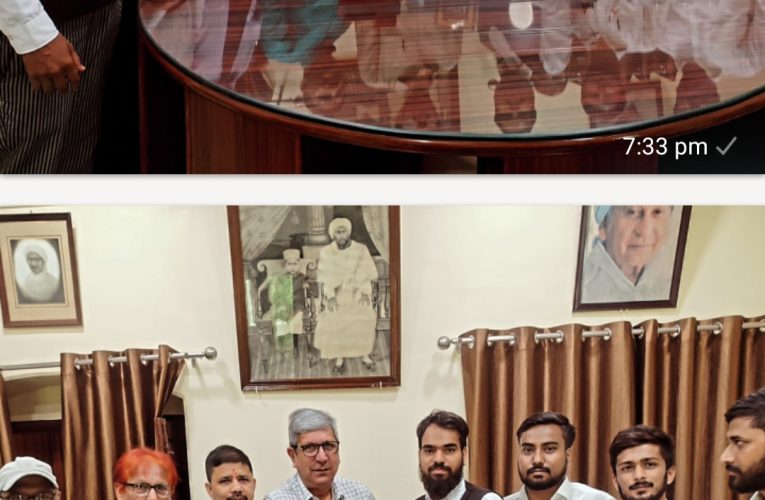 अधिवक्ताओ ने इमामबाड़ा स्टेट  सज्जादानशीन अदनान फ़र्रुख़ शाह मियाँ साहब से किया मुलाक़ात