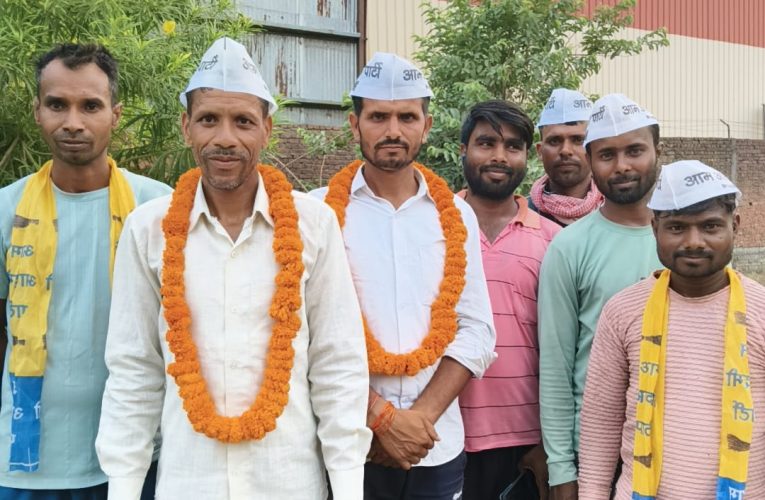 आम आदमी पार्टी ने अनिरुद्ध सिंह यादव को सौंपी सहजनवा की कमान
