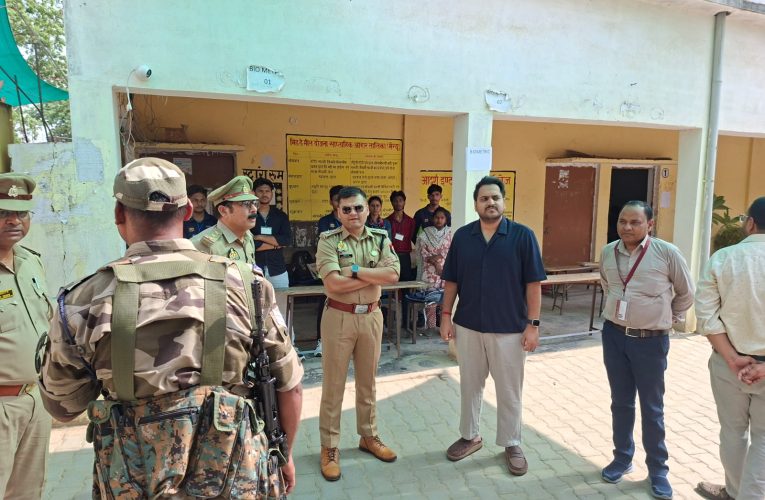 नीट परीक्षा की शुचिता पर प्रशासन की कड़ी नजर, डीएम-एसपी ने किया परीक्षा केंद्रों का निरीक्षण