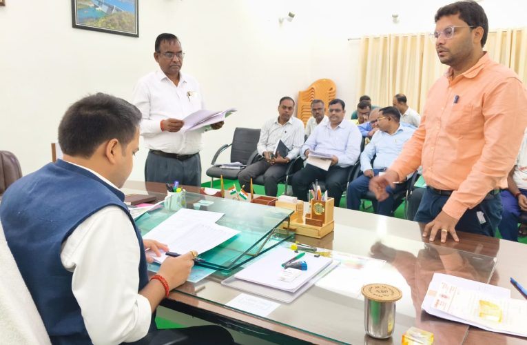 सोन पंप कैनाल से पेयजल आपूर्ति में विद्युत समस्या का तत्काल करें समाधान-जिलाधिकारी
