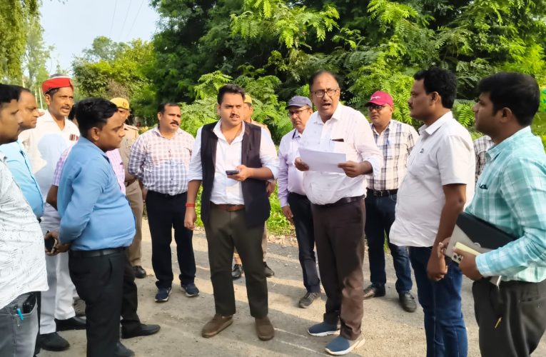जिलाधिकारीचर्चित गौड़ ने औद्योगिक लॉजिस्टिक योजनांतर्गत की प्रस्तावित सड़क परियोजनाओं का किया स्थलीय निरीक्षण