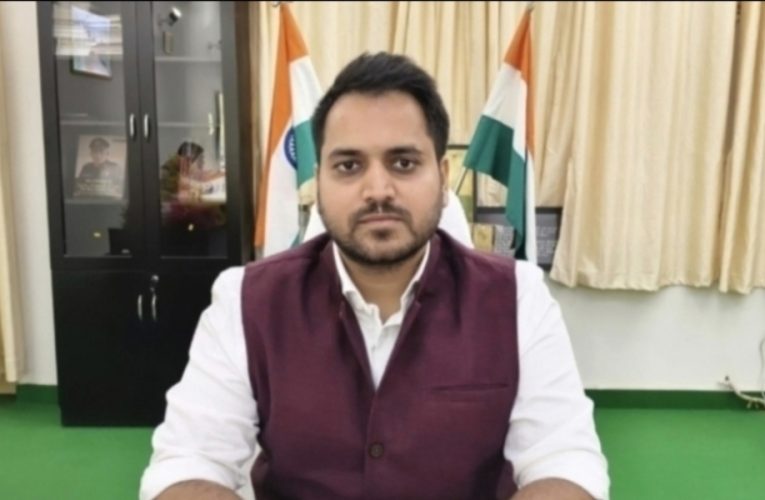 रॉबर्ट्सगंज में सड़क किनारे वेंडिंग की समस्या होगी खत्म, ओवरपास के नीचे विकसित होगा आधुनिक वेंडर जोन