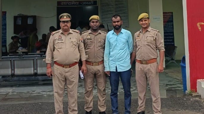 नाबालिग से दुष्कर्म मामले में मुख्य आरोपी गिरफ्तार, एक बाल अपचारी पुलिस अभिरक्षा में.