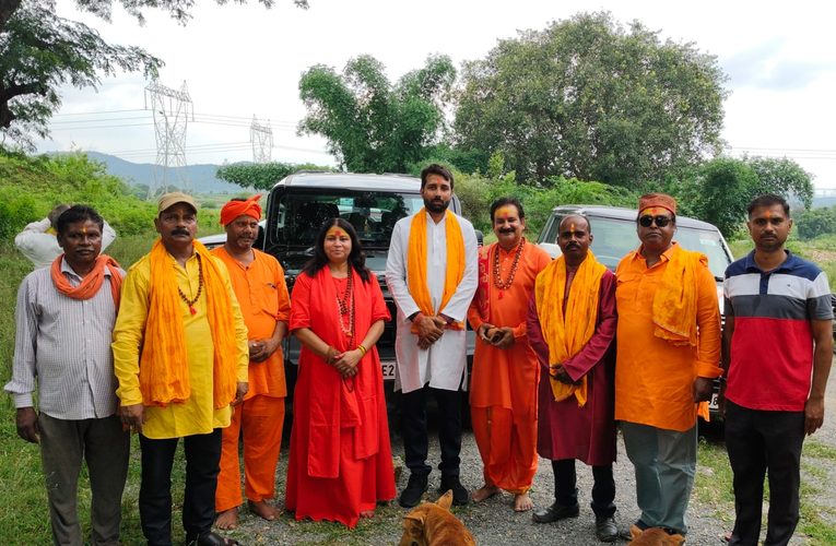 सोनभद्र हिन्दी शॉर्ट फिल्म महामंडलेश्वर की शूटिंग शुरू, पर्दे पर दिखेगी आस्था और समाज सेवा की कहानी
