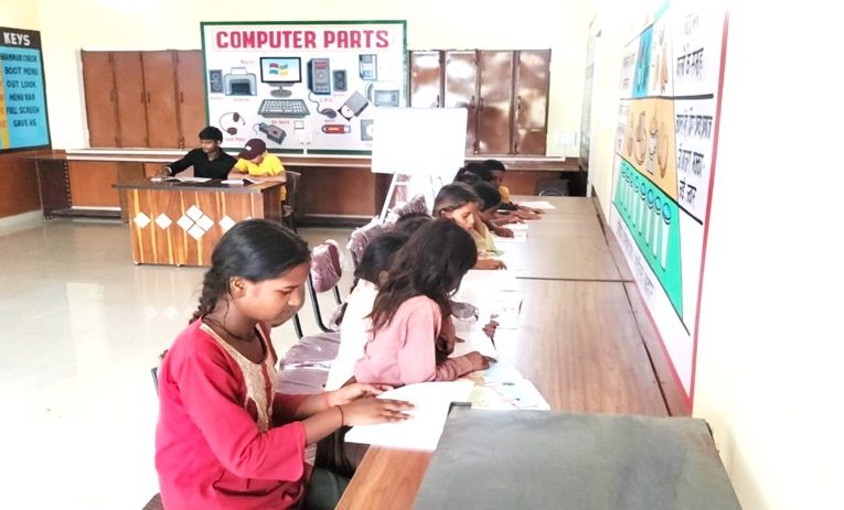 डिजिटल दौर में गांवों की पढ़ाई भी होगी स्मार्ट, 103 ग्राम पंचायतों में खुलेंगी डिजिटल लाइब्रेरी