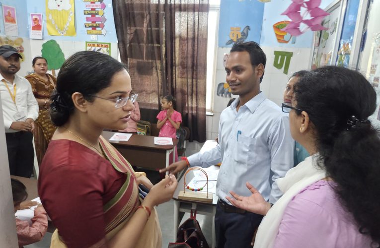 दिव्यांग बच्चों की शिक्षा के साथ कौशल विकास पर भी दें विशेष ध्यान-मुख्य विकास अधिकारीमुख्य विकास अधिकारी ने बचपन डे केयर सेन्टर का किया निरीक्षण