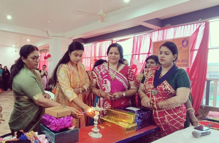 इनरव्हील क्लब ओबरा ने मनाया भव्य तीज महोत्सव –