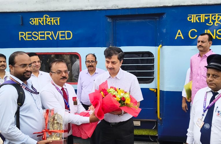 नये महाप्रबंधक हाजीपुर के शक्तिनगर आगमन परईसीआरकेयू ने किया स्वागत