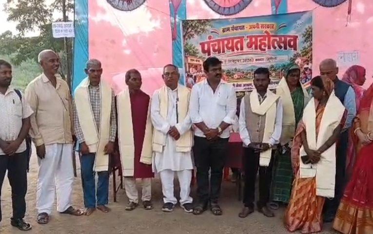 वनवासी सेवा आश्रम जुगैल शाखा में एक दिवसीय पंचायत महोत्सव का आयोजन