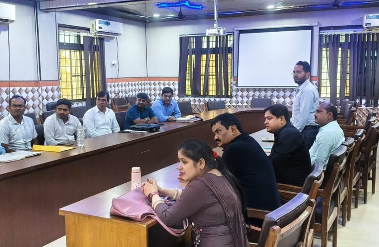 पीसीपीएनडीटी के तहत प्राप्त ऑनलाइन आवेदनों के निस्तारण हेतु बैठक आयोजित, चिकित्सकों की उपस्थिति अनिवार्य