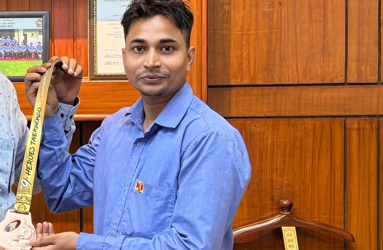 जम्मू-कश्मीर सरकार ने हिण्डालको कर्मचारी रवि सिंह को 70वें SGFI नेशनल गेम्स के लिए चुना श्रीनगर, जम्मू-कश्मीर रवाना हुए |