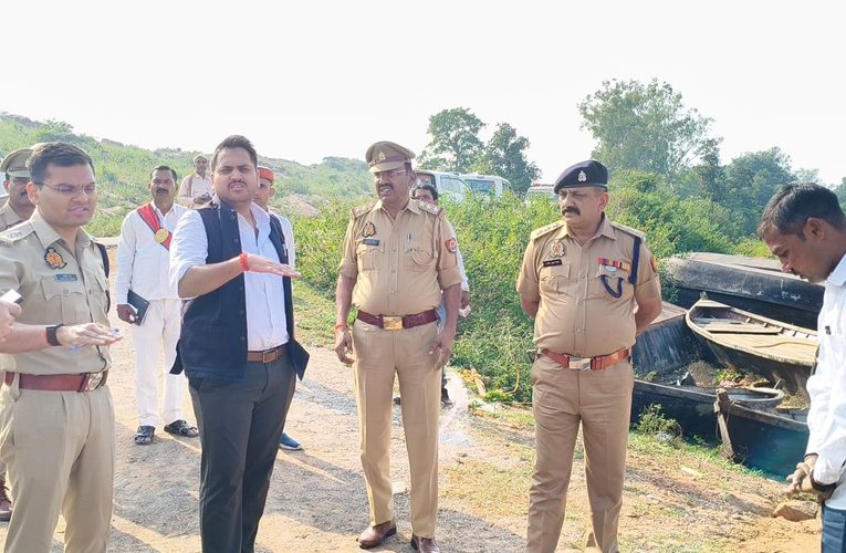 जिलाधिकारी पुलिस अधीक्षक ने धंधरौल बांध स्थित दुर्गा प्रतिमा विसर्जन स्थल का किया स्थलीय निरीक्षण